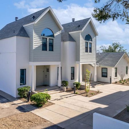 Peaceful Phoenix Getaway - Central Location, Family-Friendly & Pool Table! Exterior foto